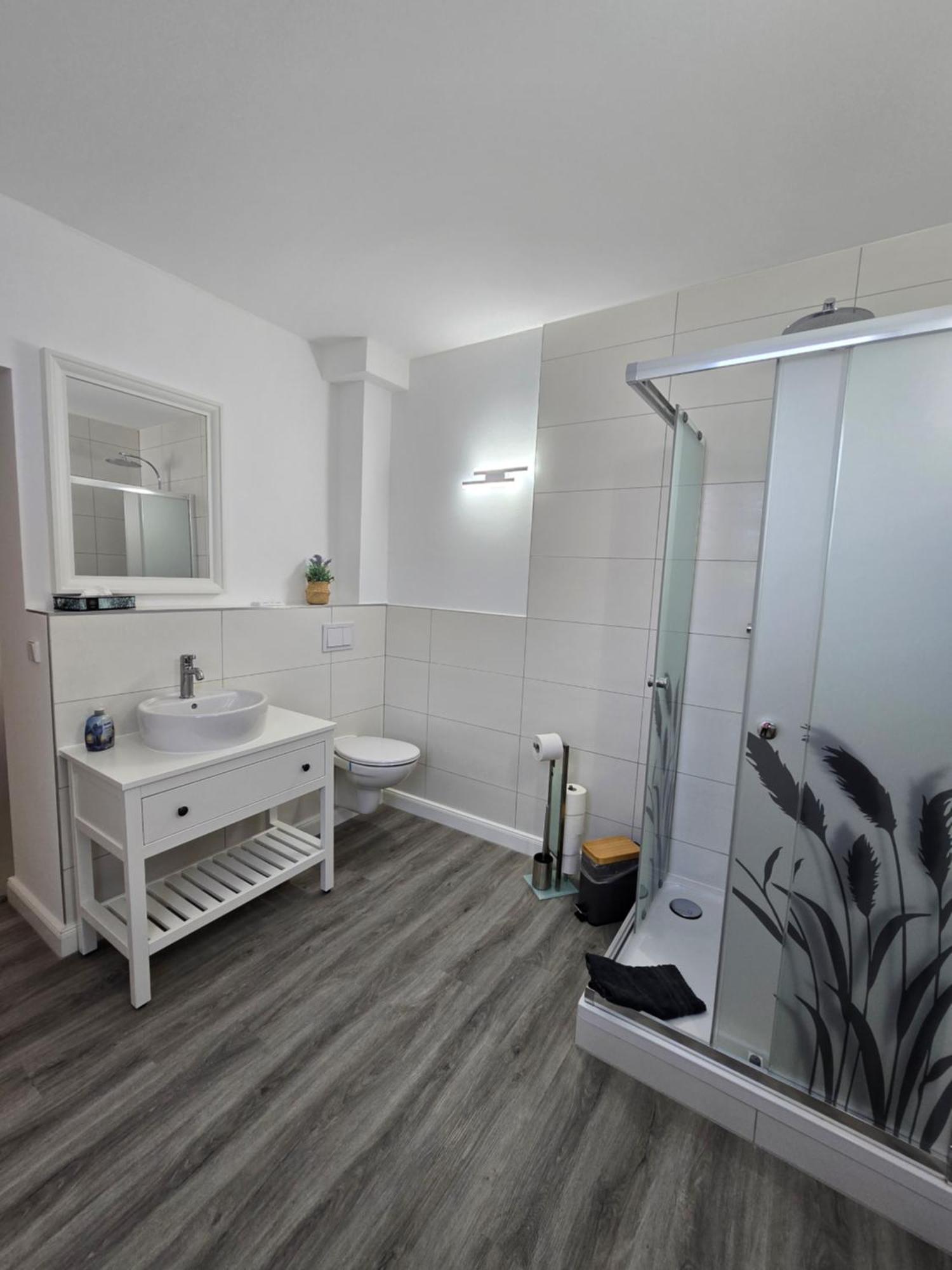 Airbnb, Moderne, Ruhige Und Helle Doppelzimmer, Naehe Magdeburg, A14 & A2 Dahlenwarsleben Exterior foto